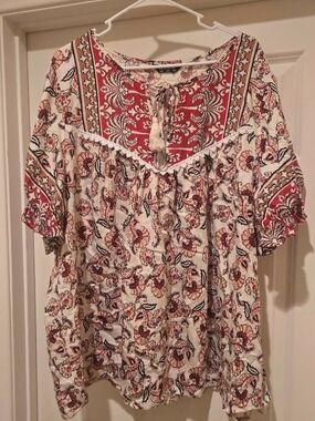 BloomChic Boho Tie-Front Peasant Tunic in Cream and Red